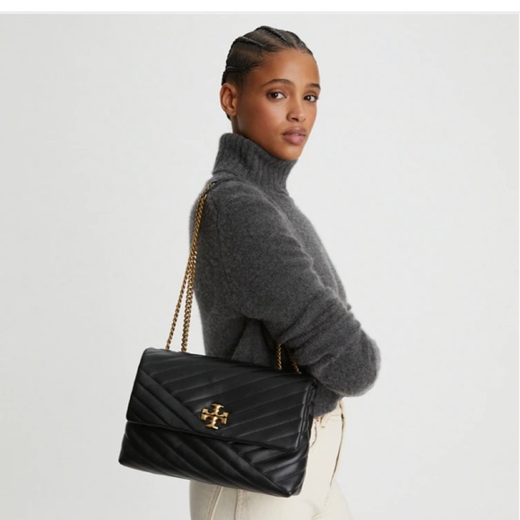 Tory Burch Kira Chevron CONVT SHLDR Bag. Excellent Condition New. Black/Gold. - Picture 14 of 14